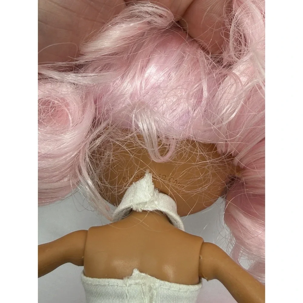 LOL Surprise OMG Uptown Girl Fashion Doll 9 Inch With Stand and Accessories MGA